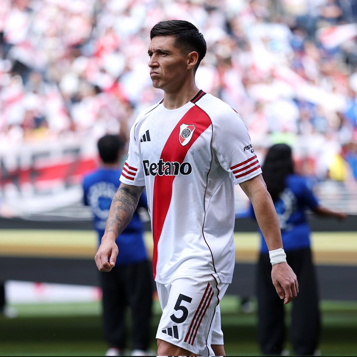 DavilaTomi's tweet photo. #Racing tiene conversaciones con Matias Kranevitter. Es una de las opciones que se barajan. 

El volante viene de jugar en el Fatih Karagümrük SK de Turquía. 

Vojvoda pidió un volante de marca, ante la lesión de Alan Forneris. https://t.co/yh3S3NUmge