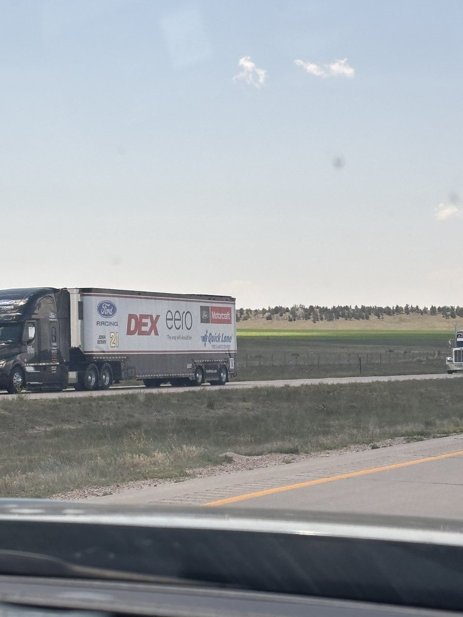 JMallo6's tweet photo. @NASCAR @shanevg97 Coming through Wyoming about 2pm Mnt https://t.co/tkXnGFPqbW