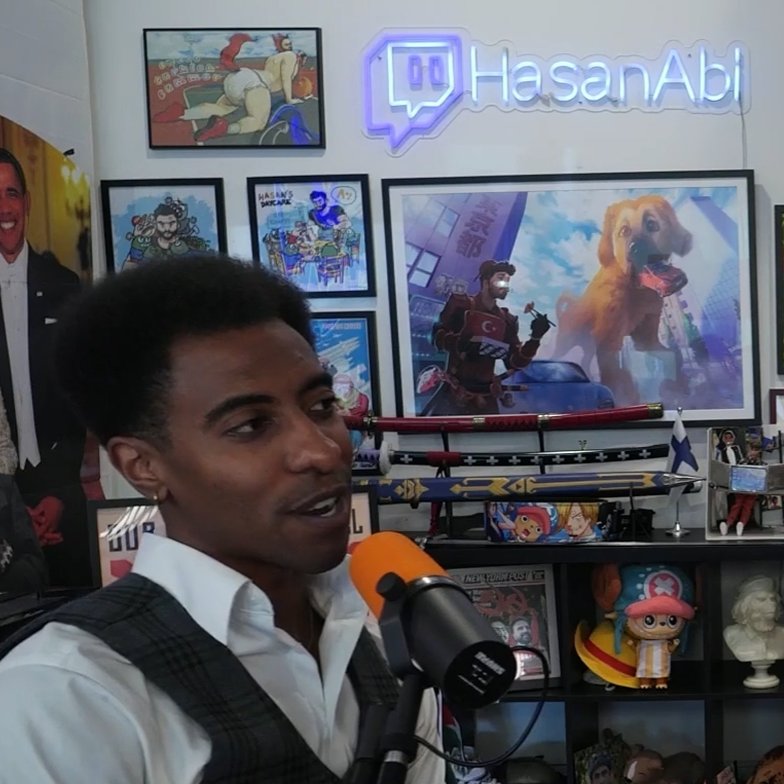 HasansOldTweets's tweet photo. Hasan has changed his wide-angle shot to place leftist candidates directly under diaper furry fanart of himself. https://t.co/4TgiDc8zLH