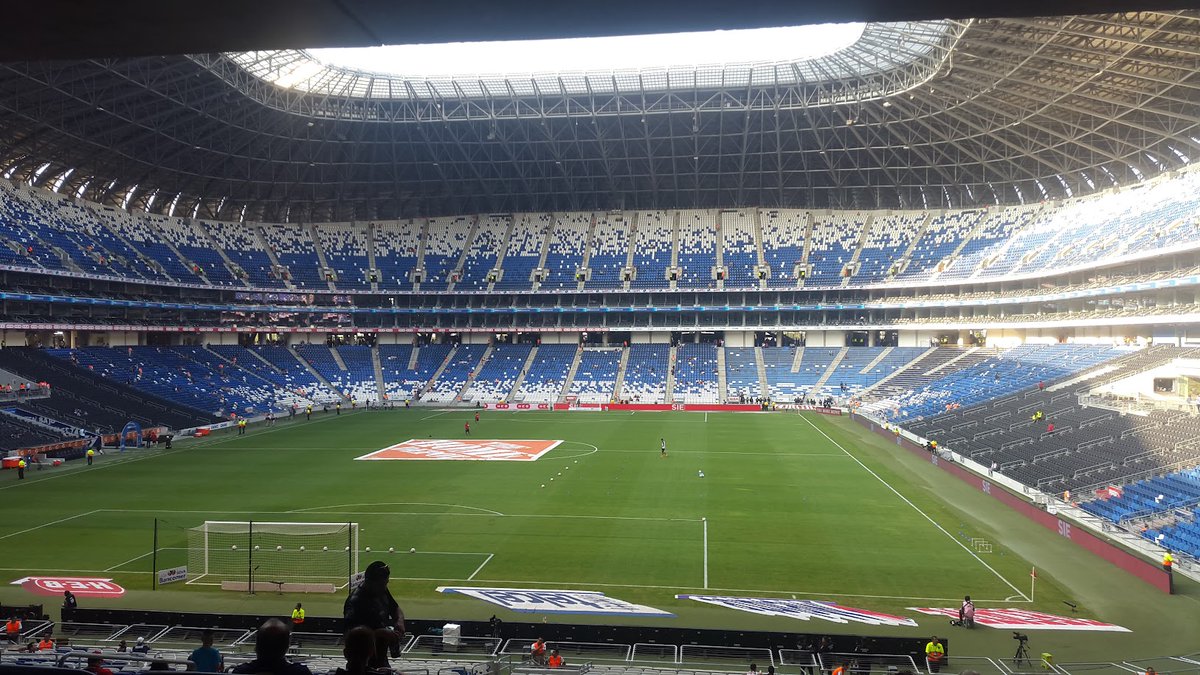 HectorHHNZ's tweet photo. @1SMi_ Y hoy es el último partido de la @FIFAWorldCup que se juega en es ese estadio 🤡 https://t.co/GaxHksT1pi