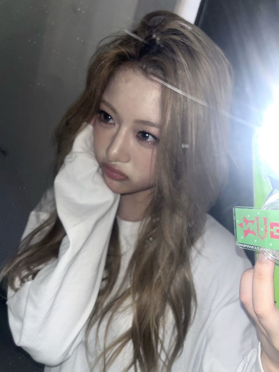 unchildhaeuns's tweet photo. @unchiold Hawwo unnie! I see my name 😳😝 can this Haeun join to UNCHIOLD? 🥺 https://t.co/X69gO3yRqo