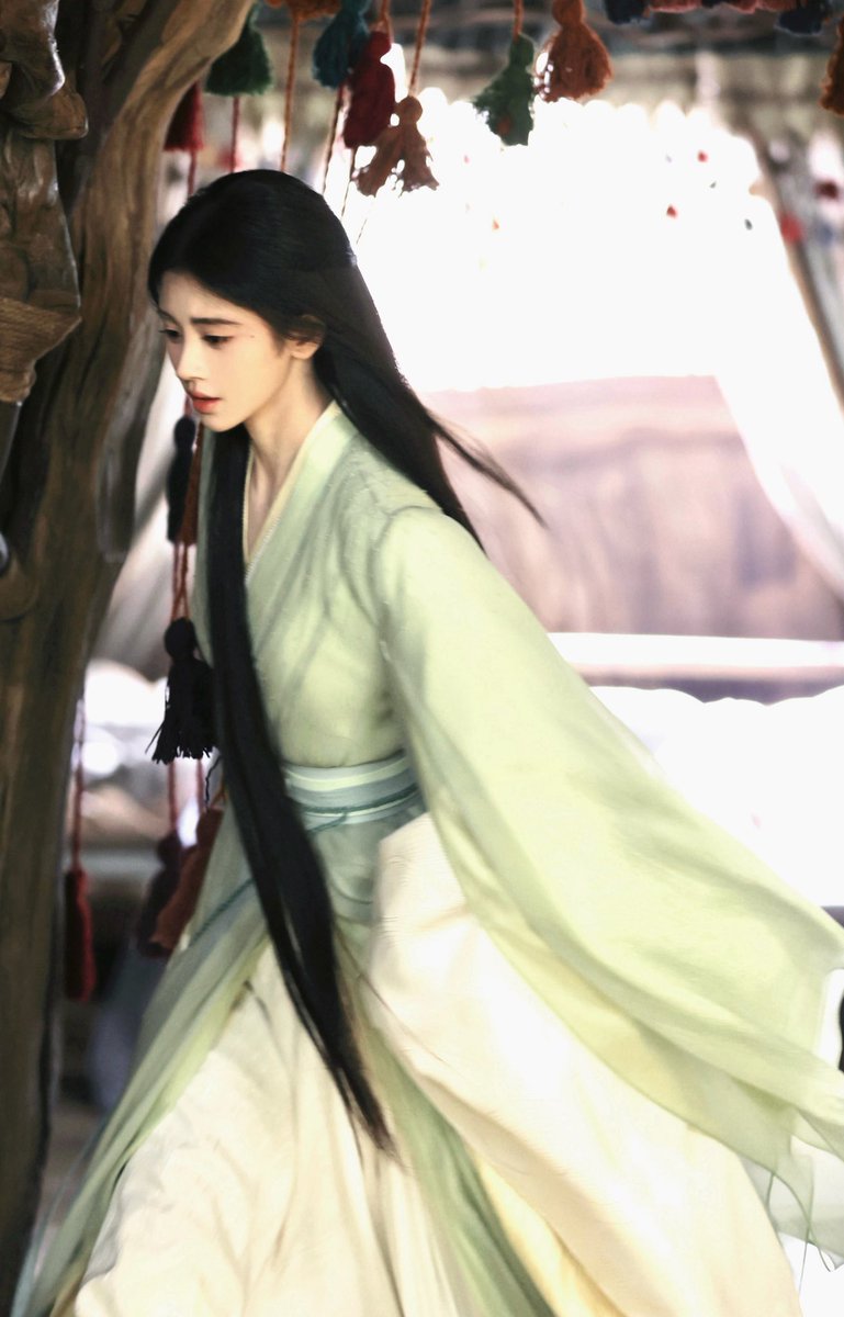 Fatum____Tempus's tweet photo. จวีจิ้งอีคอสตูมเครื่องหัวเบาหวิวเลยแต่สวยมากกกกกกกก https://t.co/QJhyEHYszV