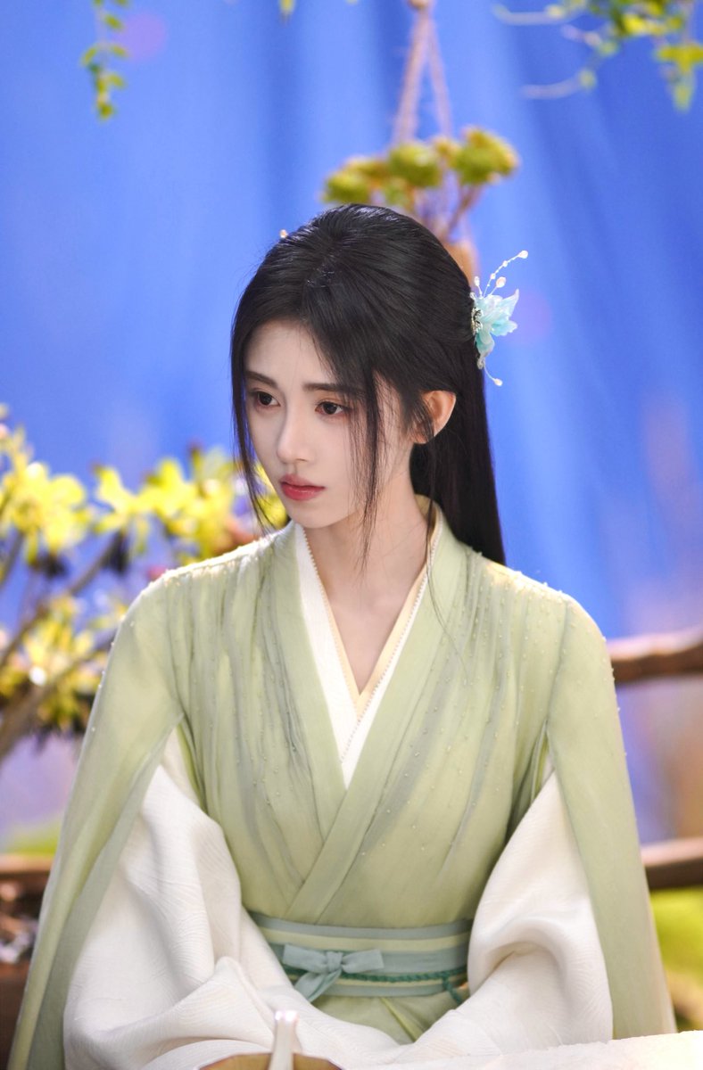 Fatum____Tempus's tweet photo. จวีจิ้งอีคอสตูมเครื่องหัวเบาหวิวเลยแต่สวยมากกกกกกกก https://t.co/QJhyEHYszV