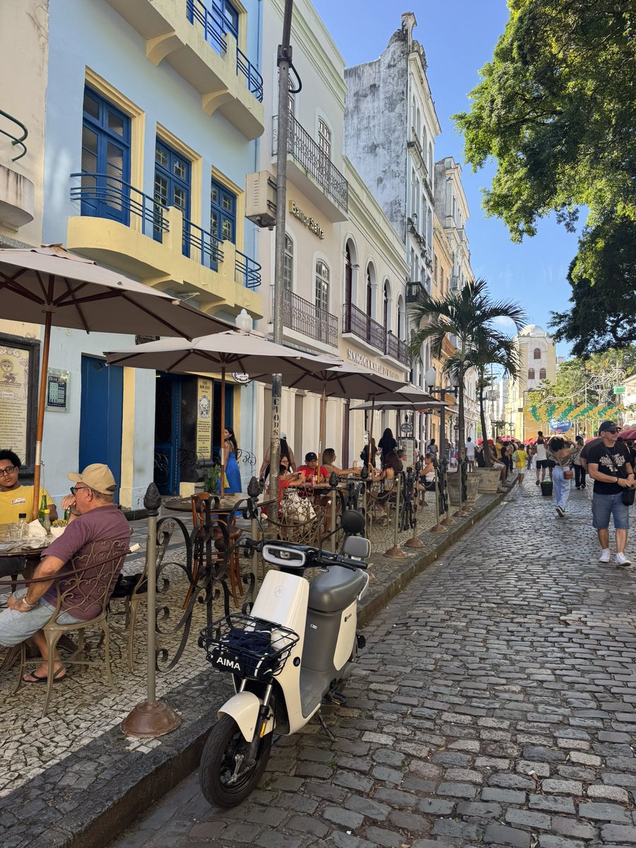 ll30xs's tweet photo. na rua mais linda 🍀 https://t.co/iNSLxFd4aw