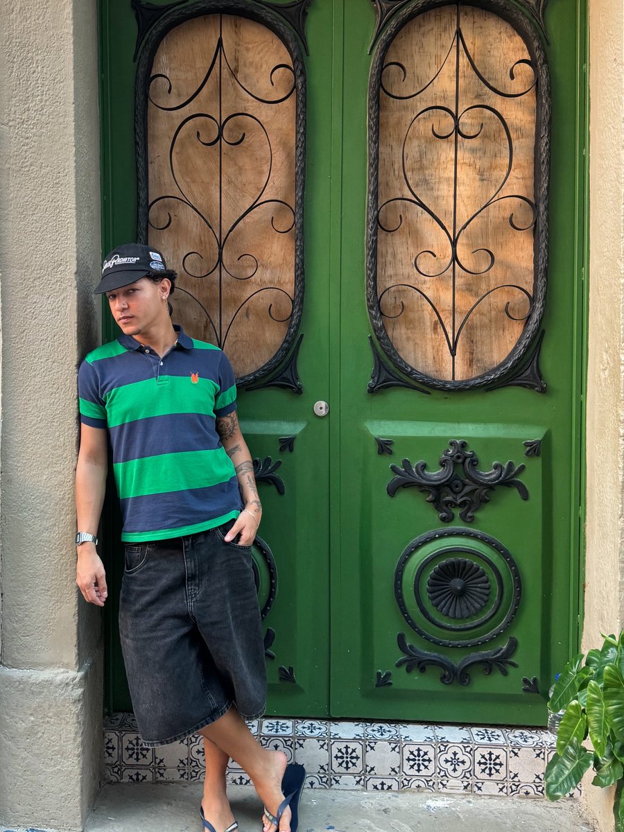 ll30xs's tweet photo. na rua mais linda 🍀 https://t.co/iNSLxFd4aw