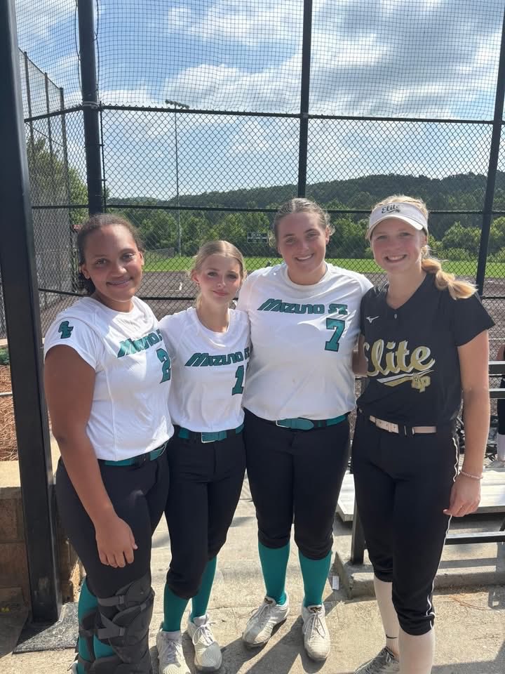 KaydenStuckey's tweet photo. What a weekend!!
✅Owl City champs🏆
✅3rd weekend in a row champs🏆
✅play against CREEK teammates (that I’ll play with soon in PCB)
✅got in a pickle (best decision I made👎🏻but successful👍🏻 - might’ve stressed coach 👍🏻👍🏻👍🏻)
✅played on turf then a sandy beach the next (felt like a🐢to 1st)