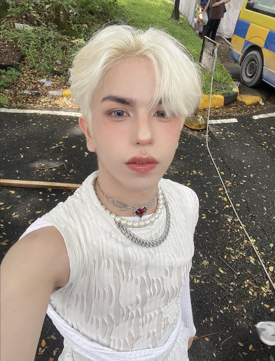 jao_bestie's tweet photo. [FORD IG UPDATE] 06/30/2026

“HAPPY PRIDE 🌈”

Grabe te sobrang init that day pero ang face card ni justin di natinag 🔥

#INBITUIN #INBITUIN_FORD 💚🐺 https://t.co/b4u7NS6dRw