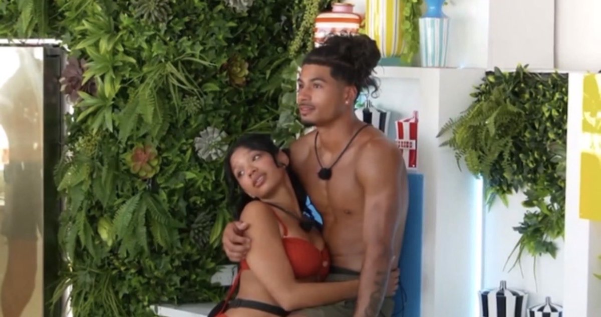 lavishamyrah's tweet photo. you’ve got to be shitting me https://t.co/5QiJVMLyo3