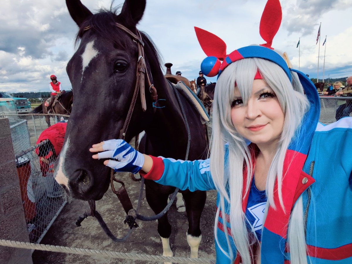 KohimeBashiri's tweet photo. The Umamusume Meet at Emerald Downs hosted by @TracenNW was 10/10 Umazing! Horses just might be real!!! https://t.co/1T0hWCeA55