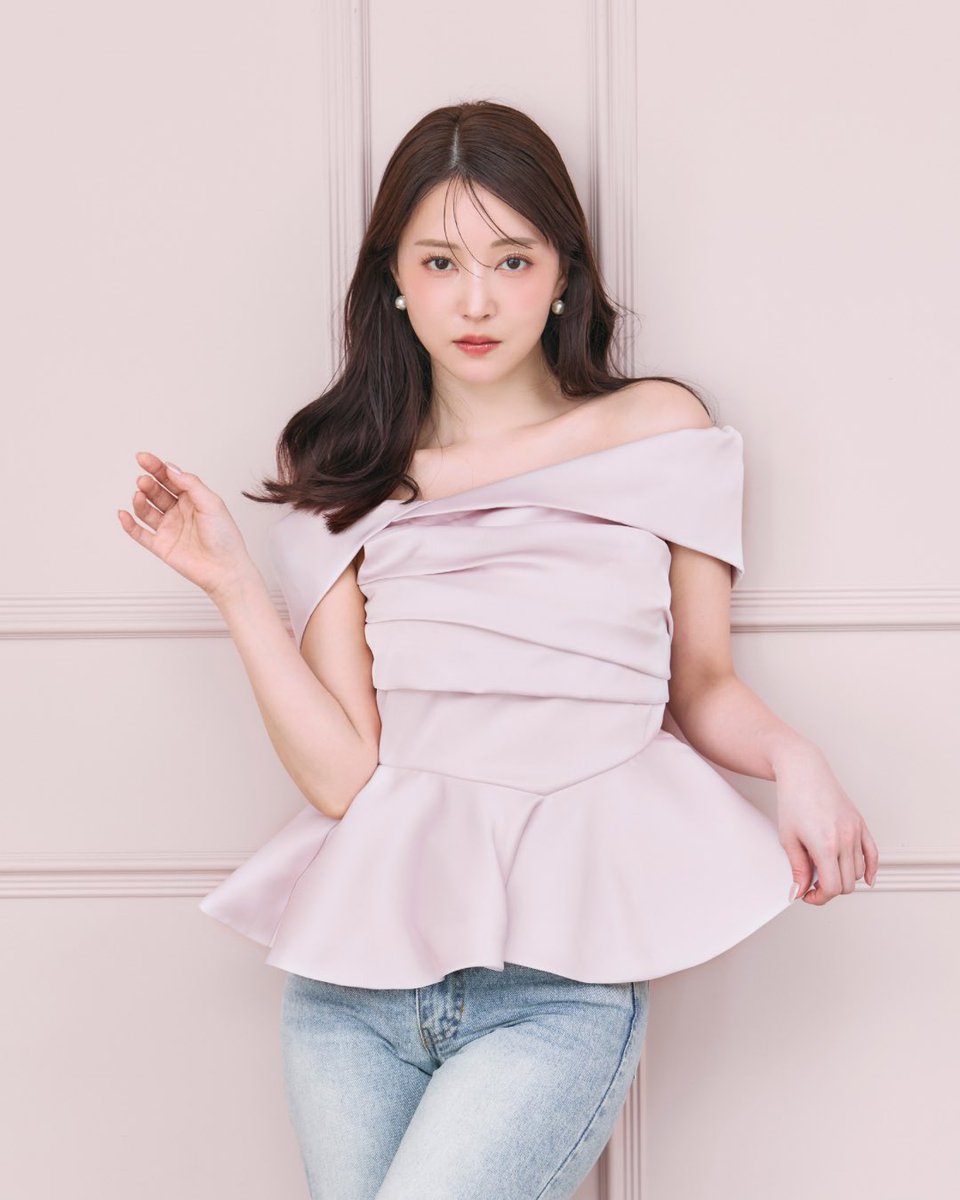 polaura_jp's tweet photo. 【RESTOCK 🐇】

USAGI ONLINE限定の人気商品の再入荷が決定いたしました✨

 ぜひこの機会にご覧ください❤︎

▼
Romantic Satin Peplum Tops / light pink
7/1 (WED) 12:00~ 
https://t.co/K6DCLg4MzR https://t.co/rpFCGJlzft