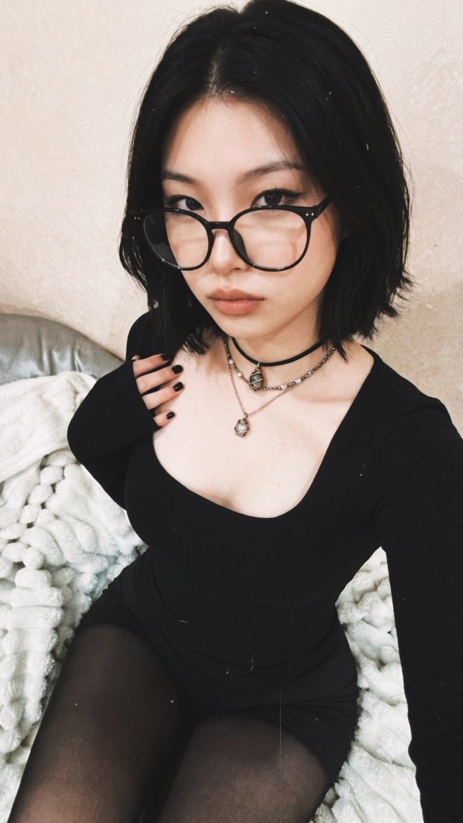 Nina Rose 💕 tweet media