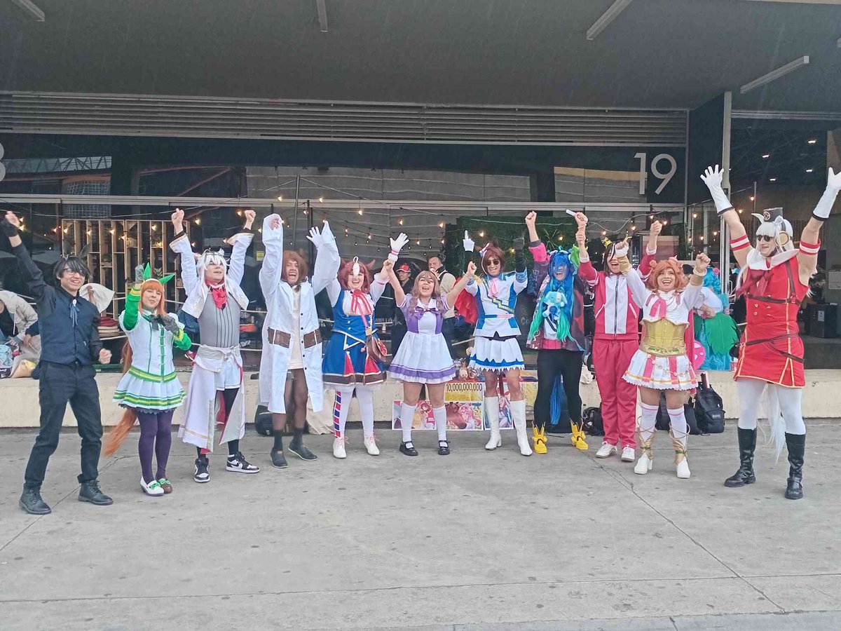 MuseCaliope's tweet photo. Part 2 of the Colombian Umamusume meetup. If you told me two years ago we'd have this kind of meetup here I'd have called you crazy. As it turns out, we've managed to establish a nice community here, and my heart is overjoyed by that. https://t.co/Kcf30vPuu0