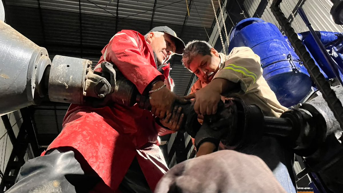 OPDM_Tlalne's tweet photo. Los trabajos en el Cárcamo INDECO continúan.

Como parte de las acciones que se realizan en el lugar, nuestro personal operativo lleva a cabo la instalación de un nuevo motor de combustión, que contribuirá al proceso de restablecimiento de la operación de la infraestructura. https://t.co/xZ8J0nn0x4