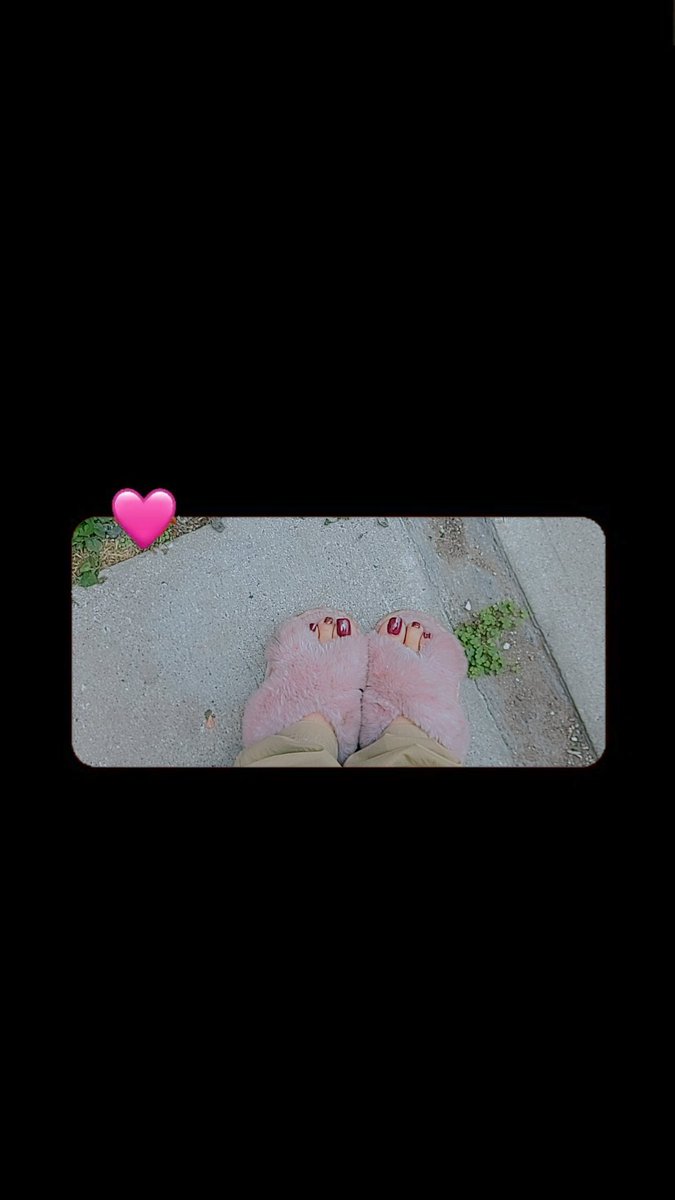 sonoma220's tweet photo. Holi👣🏳️‍⚧️🫶🏻 #feetِ #feetfetısh #piecitos https://t.co/caZ4i50jWH