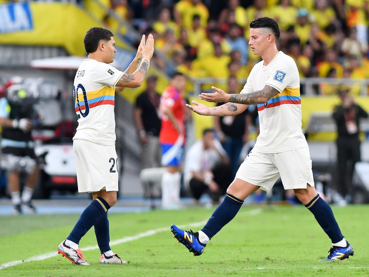 juanhz's tweet photo. @LegacySiu JAMES RODRIGUEZ https://t.co/aQV6TbWrzR