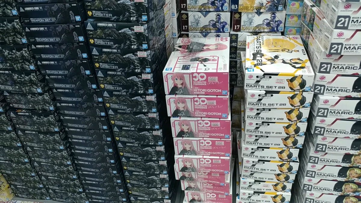 ガンプラ売り場 入荷あり ヨドバシ梅田