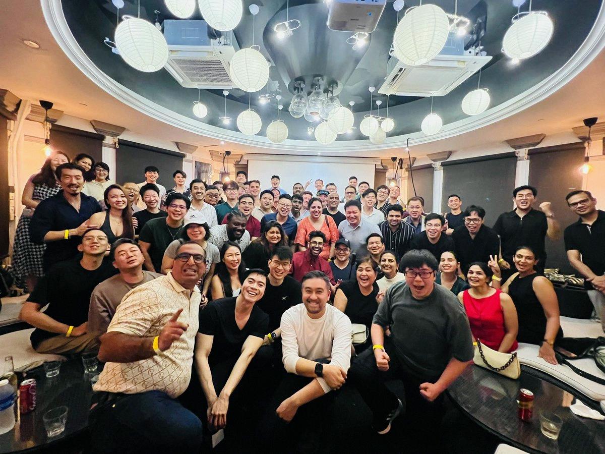Valfromtt's tweet photo. Singapore meetup was such a blast! 🌏 It hit me again that no matter where you are, everyone just wants to chat about stocks.

We're all stuck in this super niche world where we actually care about Micron and Kevin Warsh 😂 So it takes a bit more effort to find your tribe in p https://t.co/SP4C50NXNR