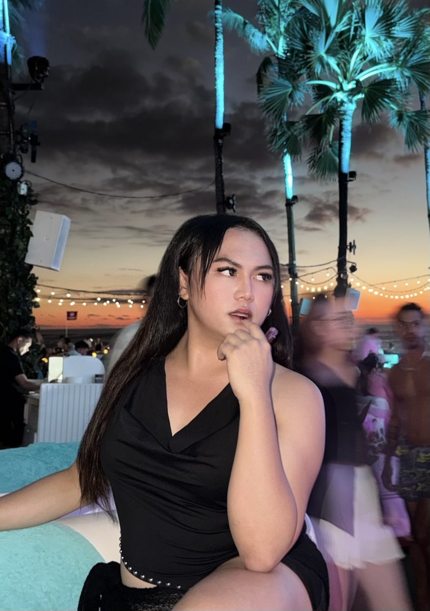 Alexastefani_'s tweet photo. Morning Bali✨🖤
@LollipopGirls__ @Travel4TG @plsrftsy @trans_hearts @katoeylover1 @KanjoedGoreng @shmladdict @tsLoverINDO1 @tspromot @uwuwuwuhottt @Wisnu69Shemale @TransgenderIndo https://t.co/2nRQp2rWLt