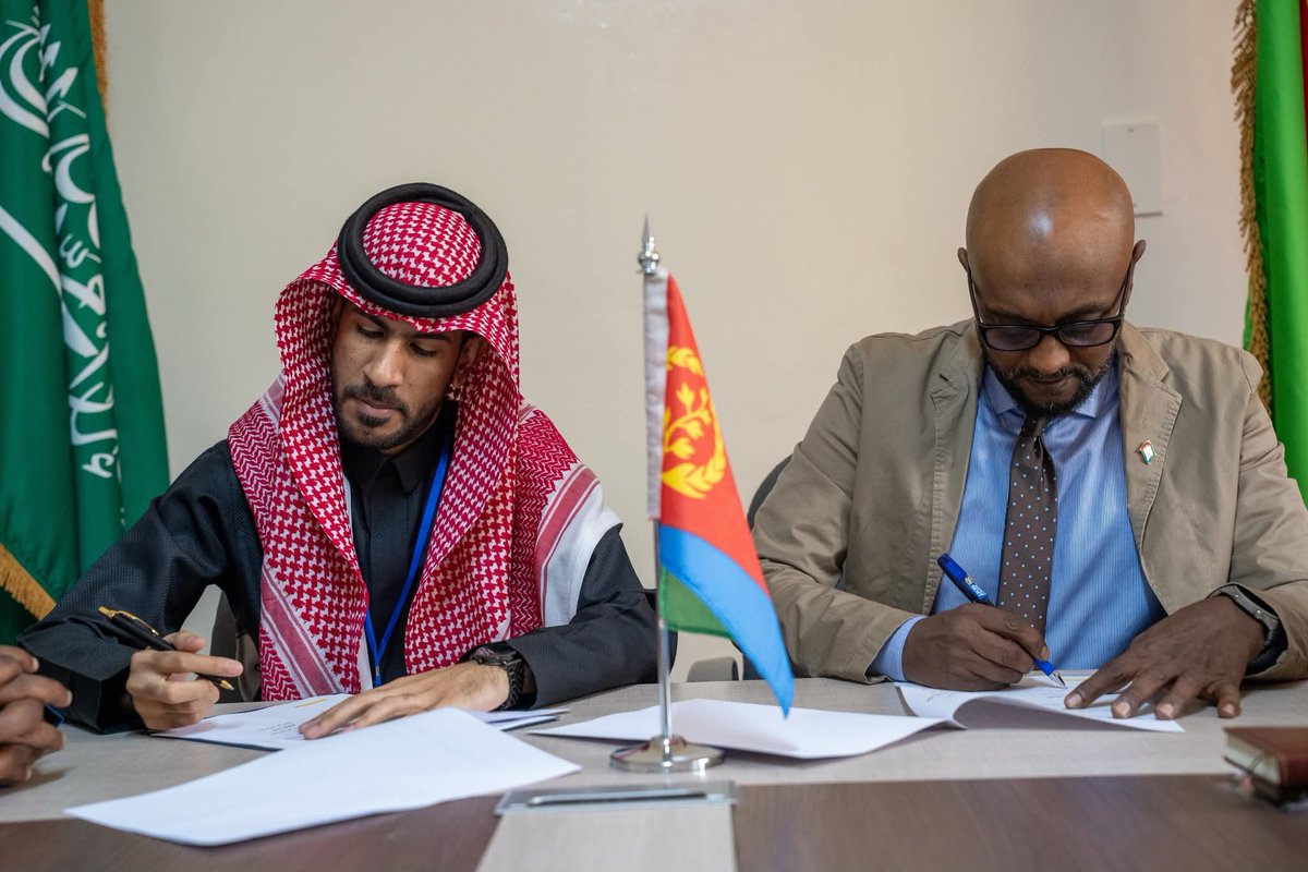 tesfanews's tweet photo. SAUDI ARABIA — 🇸🇦 🤝 🇪🇷  Under the supervision of the Consul General of the State of #Eritrea in Jeddah, Mr. Abdulrahman Osman, the Eritrean Community in Jeddah and its surrounding areas has signed a medical cooperation agreement with Al Saqqaf Eye Center to provide specialized eye care services to all Eritrean citizens. 

The services will be offered through an approved referral system and under the facilities and terms agreed upon in the contract signed by both parties.

Representing the Eritrean community at the signing ceremony was Mr. Abdulqader Malik, Chairman of the Community. 

Representing Al Saqqaf Eye Center were Mr. Abdul Salam Bakharees, Operations Manager, and Mr. Sharif Mashali, Director of Relations and Partnerships. 

Also in attendance was Mr. Ahmed Jaafar, Head of Public Affairs for Eritreans in Saudi Arabia.

The agreement will come into effect on July 1, 2026.

(Source: Eritrean Community in Jeddah)