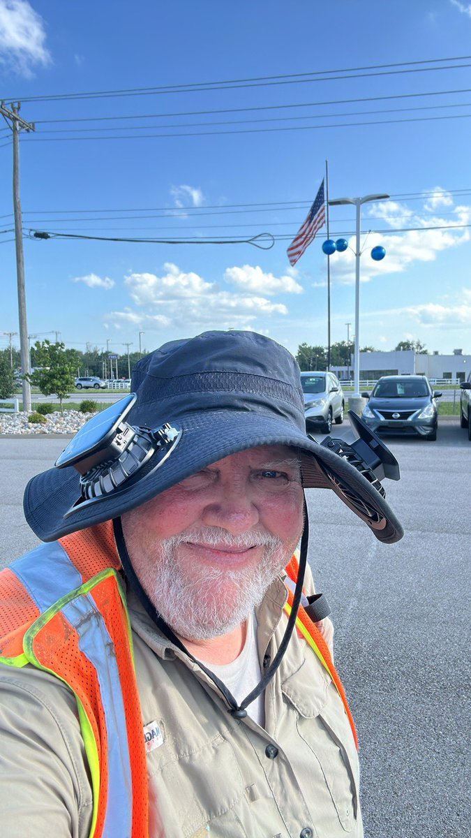 Mudhenjoe's tweet photo. @Stacey_B_May This solar powered fan hat my oldest daughter got me for Father’s Day last year is a must working out on the car lots. https://t.co/u9mds7o2RS