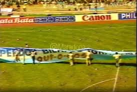 Volpini_Mariano's tweet photo. Argentina campeón en México 86 hace 40 años y la bandera de Perdón Bilardo. Que grande el Dr que siempre defendió a Boca. Aguante Boca siempre!💙💛💙 https://t.co/pfzBZaRMWl