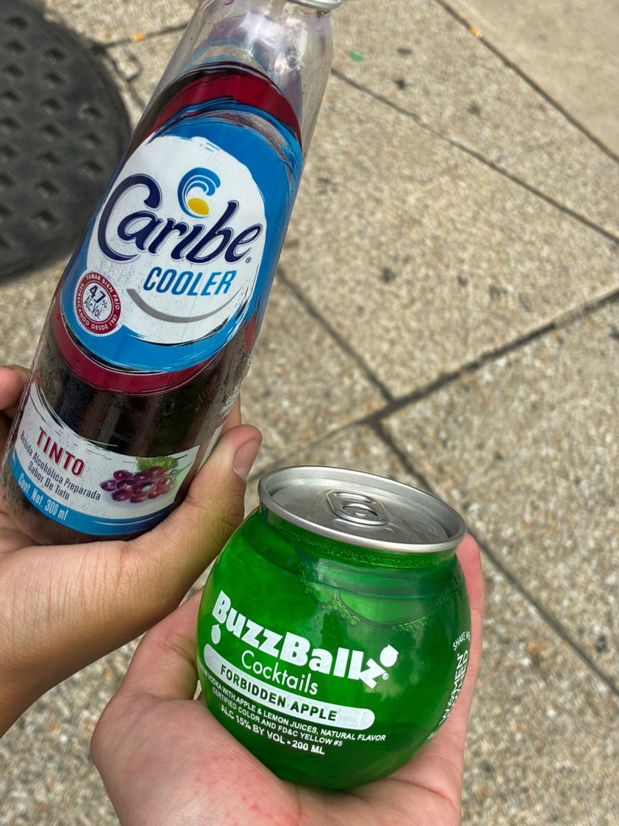 Gaelvpqc's tweet photo. Fotitos del pride 🫪 https://t.co/SYda7qobaJ