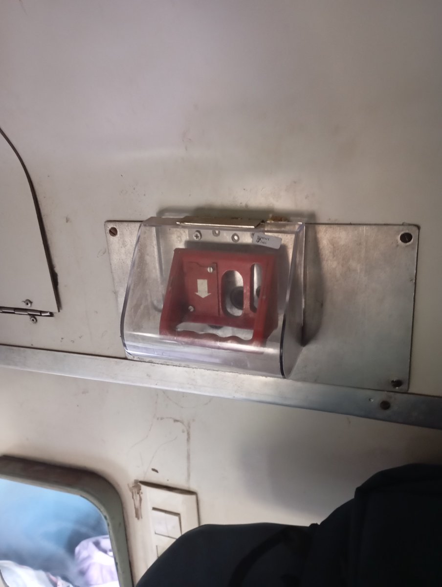 SHanamshetty's tweet photo. Thank you @indianrailway__  for this beautiful casing over the pull-chain.

Now I can sleep peacefully without worrying about accidentally touching the pull-chain during night journey.... https://t.co/9c0ilasC7J