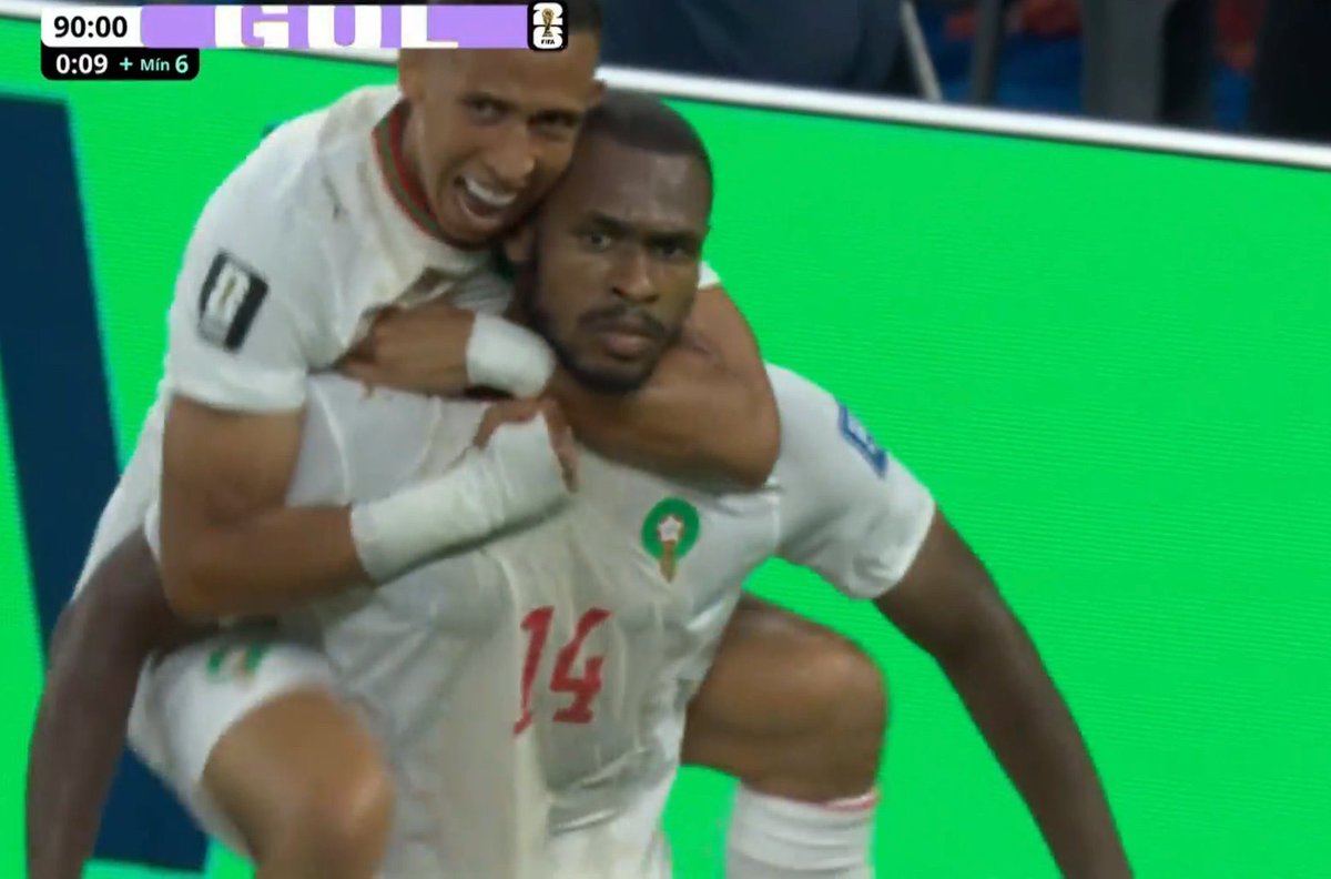 highlightplugg's tweet photo. Morocco tie it in the 90th minute 😱🇲🇦

Absolute scenes. Last-minute drama, knockout pressure, and this game is alive again.

Football is unreal.

#Morocco #WorldCup2026 #FIFAWorldCup #KnockoutStage https://t.co/ixPUS2luJG