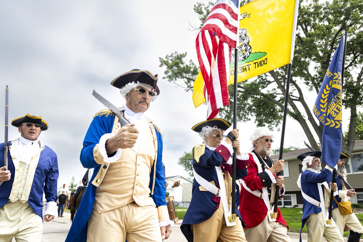 gazettedotcom's tweet photo. Freedom Festival parade photo gallery: Stars, stripes and smiles https://t.co/lcGieAsFau https://t.co/M4XX2tOfxs