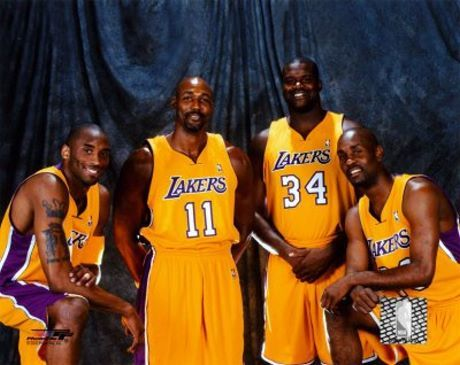 aseponde's tweet photo. LeBron, AD with Steph? 

This reminds me of the 2003-04 Lakers Superteam with Kobe, Shaq, Payton, Malone. Legendary lineup, huge egos to manage, NBA Finals. https://t.co/bmL6zNuSJx