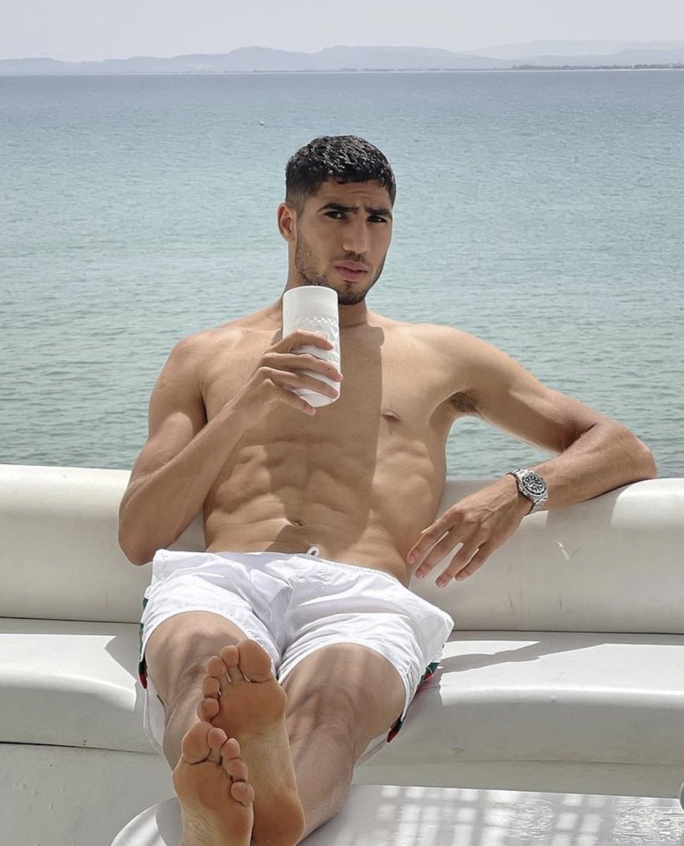 MasFarandulaOf's tweet photo. Marruecos VS Países Bajos 

Achraf Hakimi 🇲🇦
Micky van de Ven 🇳🇱 https://t.co/QzPwSk3CT8