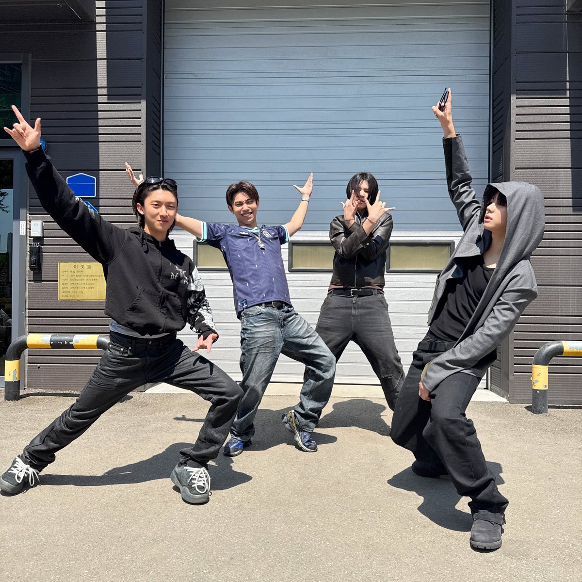 lngshotsched's tweet photo. [📆] 260630 #LNGSHOToday

🎬 4SHOBOSHOW | EP. 10
⌚ 9 PM KST
🌐 https://t.co/bJjJVBBlvC

@LNGSHOT4sho #LNGSHOT https://t.co/hSTrqs6e20