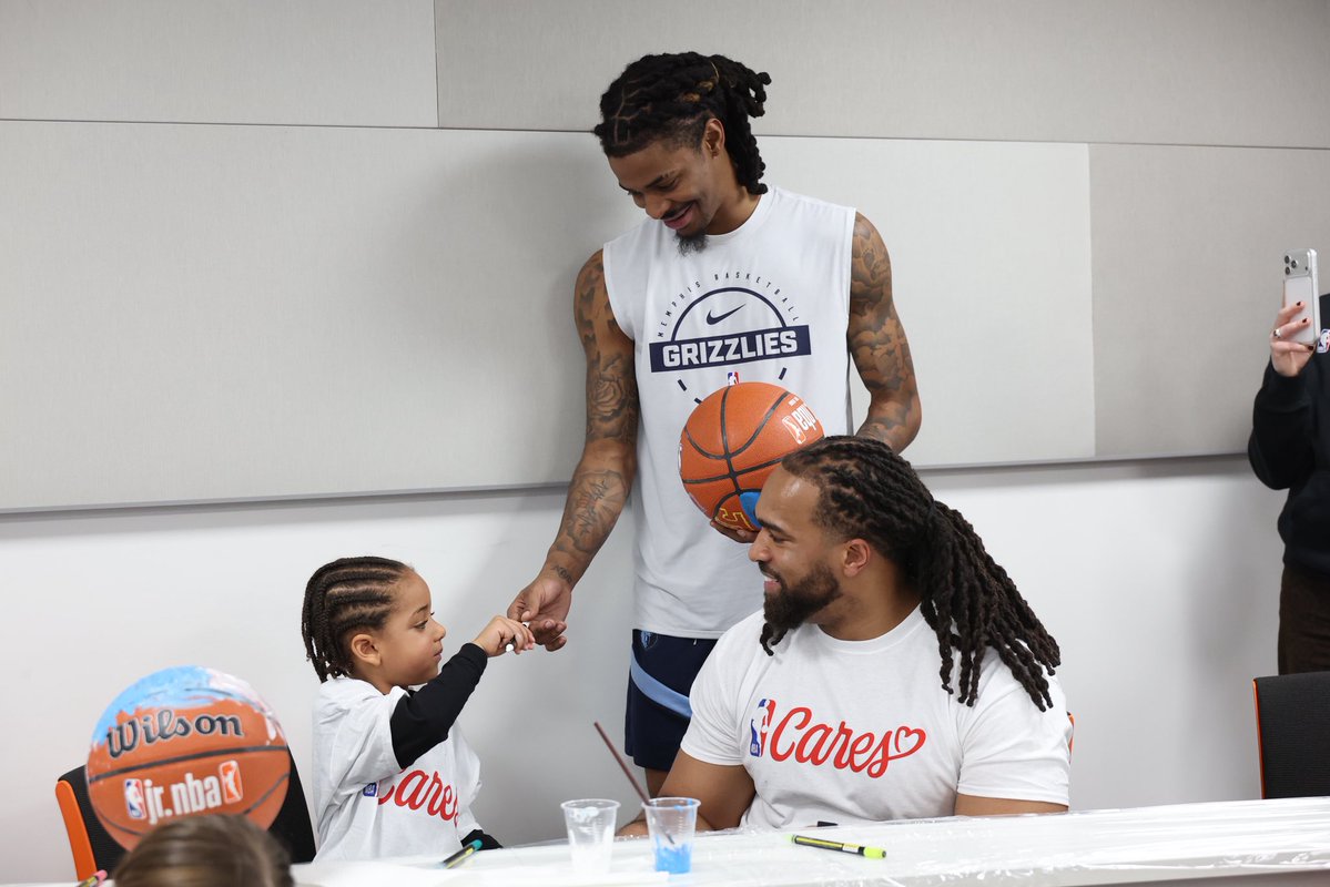 GrizzCommunity's tweet photo. From the bottom of our hearts, thank you @JaMorant 💙
 
We’ll always remember the investment you made towards Memphis, not just as a player, but as a person. You showed up for our community with a genuine love for the people who call this city home. 〽️ https://t.co/dHNAWRzyz6