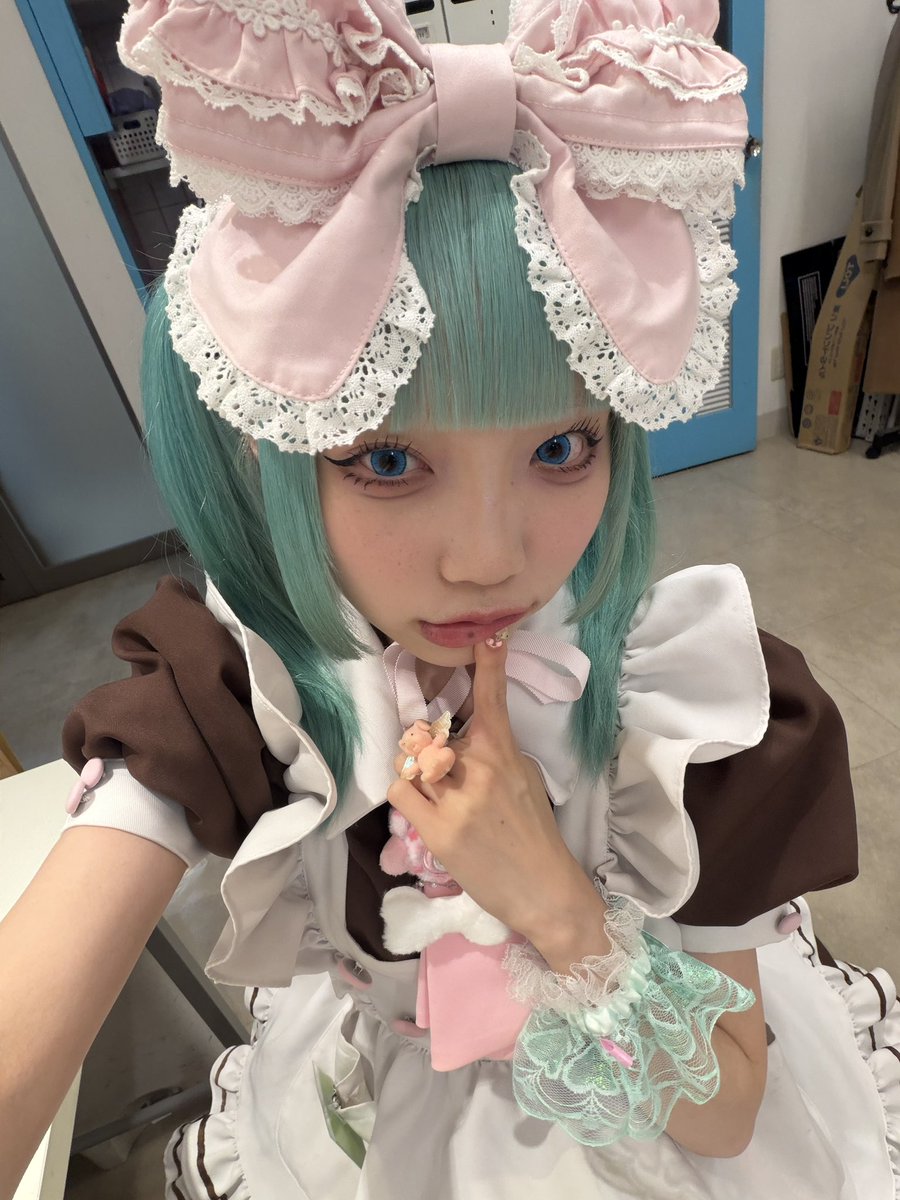 maid_neri's tweet photo. 星宮いちごちゃんが大好きなので、頭にリボンを🍓🪽 https://t.co/uLPDUVoclF