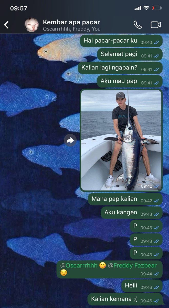 Zah4simp's tweet photo. #FOP / #FOL one tweet AU

Ngebully Fred 😃😃😃 https://t.co/F2DQkRvWKv