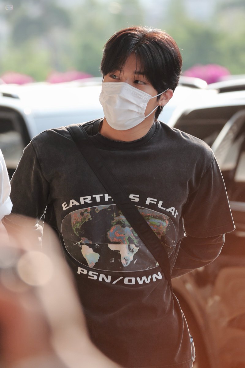 lyyz_DY's tweet photo. 260630 GMP
☀️

#TREASURE #트레저 #PARKJEONGWOO #박정우 https://t.co/AoHiObNCR9