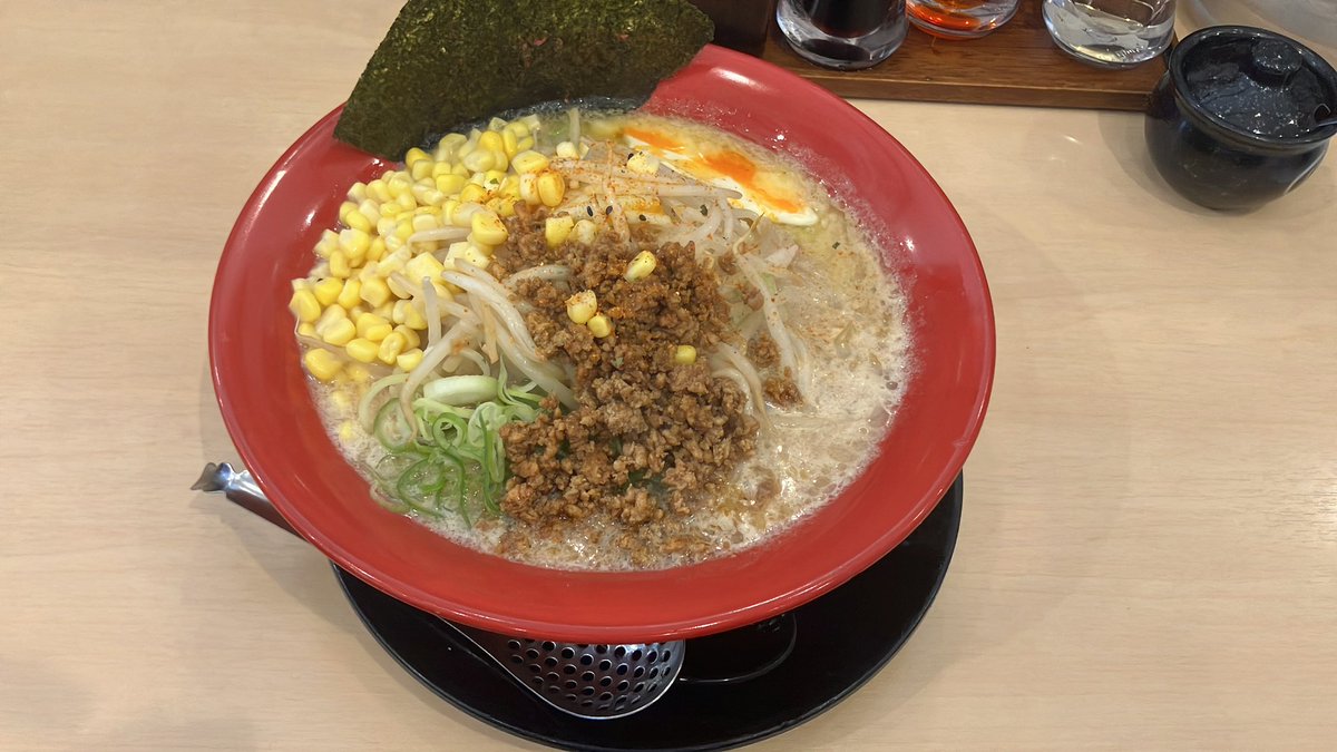 tenorginnai's tweet photo. 北海道らーめん
味噌ノ頂
相模原市南区

5段階評価
早さ　　4
美味さ　4
安さ　　3

コメント　常に店舗は満席。クタクタに働いた後食うべし。 https://t.co/Qk9mH5D3Pw