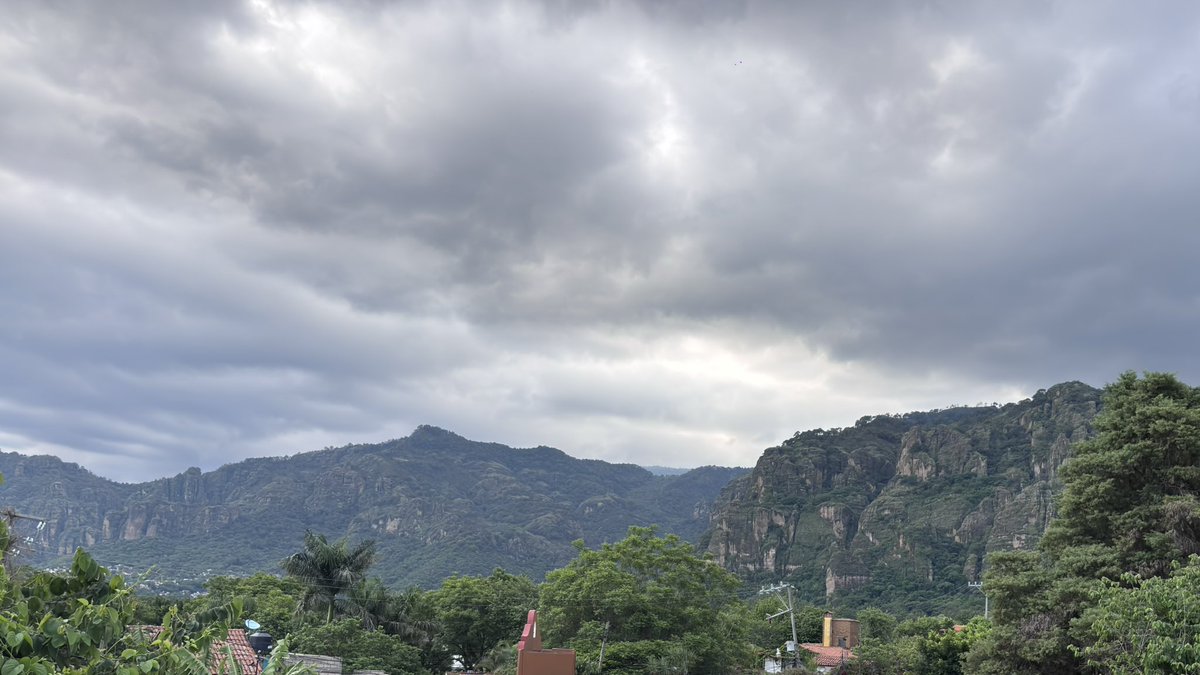 Azocar87's tweet photo. Amatlan Tepoztlán https://t.co/m9RhyPXcPH
