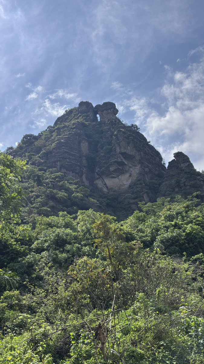 Azocar87's tweet photo. Amatlan Tepoztlán https://t.co/m9RhyPXcPH