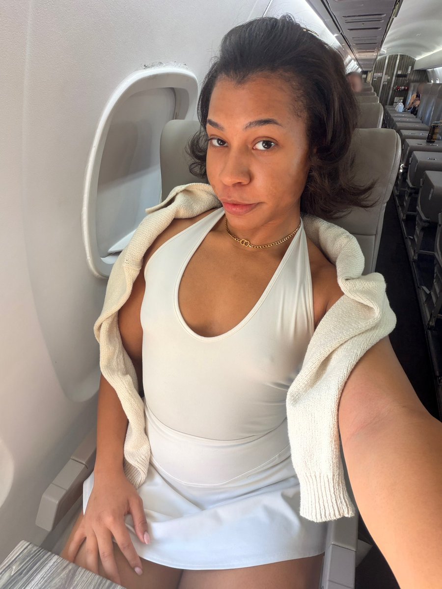 AmiOhMy's tweet photo. Could be on my way to you! Contact below ⬇️ https://t.co/Bm8NkAkjfU