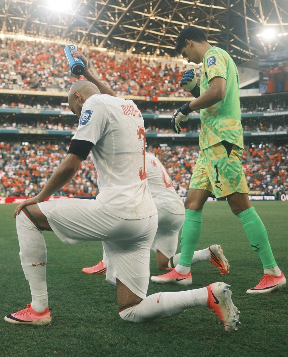 Utdtruthful's tweet photo. 🚨 Noussair Mazraoui in 90 minutes vs Netherlands:

• 15 defensive contributions
• 5 tackles
• 8 clearances
• 8 duels won
• 0 dribble past
• 3 recoveries 
• 1 shot blocked 
• 1 interception 
• 7 carries

What a player 🇲🇦❤️ https://t.co/ZmfxjgUIjm
