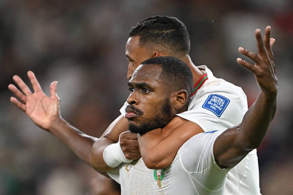 NextGen_Morocco's tweet photo. 🥶🇲🇦 𝗖𝗢𝗢𝗢𝗢𝗟𝗗 𝗜𝗦𝗦𝗔

91e minute, pression maximale. Et Issa Diop sort de nulle part pour garder le Maroc en vie🧊

Un but de patron. Un mental de Lion ! 🇲🇦🦁 https://t.co/LT2KCSwcfb