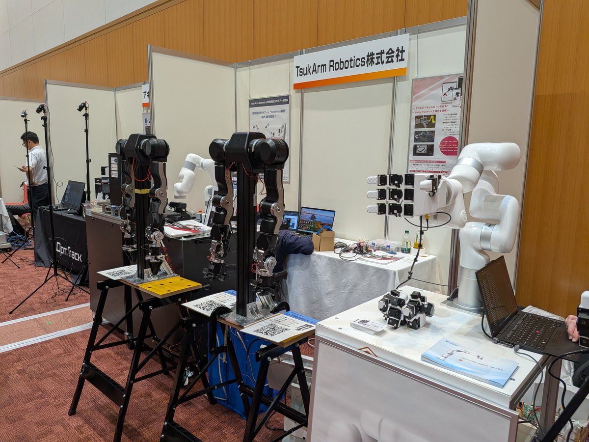 neonankiti's tweet photo. TsukArmさんのブースでロボットハンドを展示してます！
#robomech2026 https://t.co/0OoL6wI5Ip