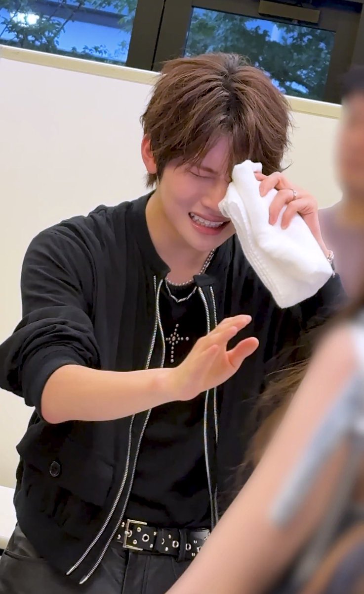33Seson's tweet photo. 와 너무웃겨 우느라 하이바이못하고있잖아 https://t.co/ITnlg5mGB9