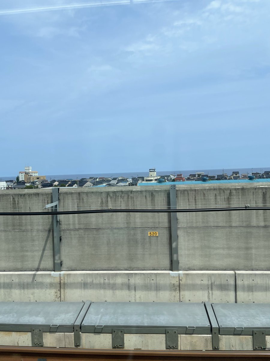 19_r1's tweet photo. 糸魚川付近で！
海！！！ https://t.co/FdJWm1rN8J