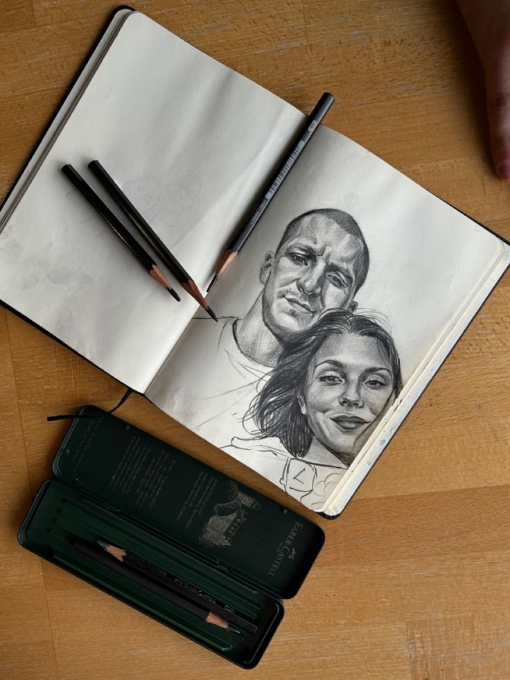Emma_Art_Studio's tweet photo. Custom Family and Couple Portrait Illustration Art Print, DM me 'ART
#PencilSketch #PortraitCommission https://t.co/AeRvT7JbRw