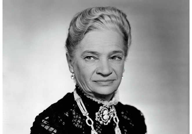 HorrorNHaunted's tweet photo. Born on this day

#MariaOuspenskaya (1876–1949): Classic horror royalty who played the iconic Gypsy woman Maleva in Universal’s foundational monsters films The Wolf Man and Frankenstein Meets the Wolf Man. 

#GaryBusey (1944): Appeared in Stephen King's werewolf classic Silver Bullet, as well as creature features like Predator 2 and the campy The Gingerdead Man.

#BernardHerrmann (1911–1975): The brilliant film composer who created the most famous horror soundscape in history with his shrieking violin score for Alfred Hitchcock’s Psycho. 

#RayHarryhausen (1920–2013): The stop-motion visual effects wizard who brought classic cinematic monsters and creatures to life in films like The Beast from 20,000 Fathoms and It Came from Beneath the Sea.