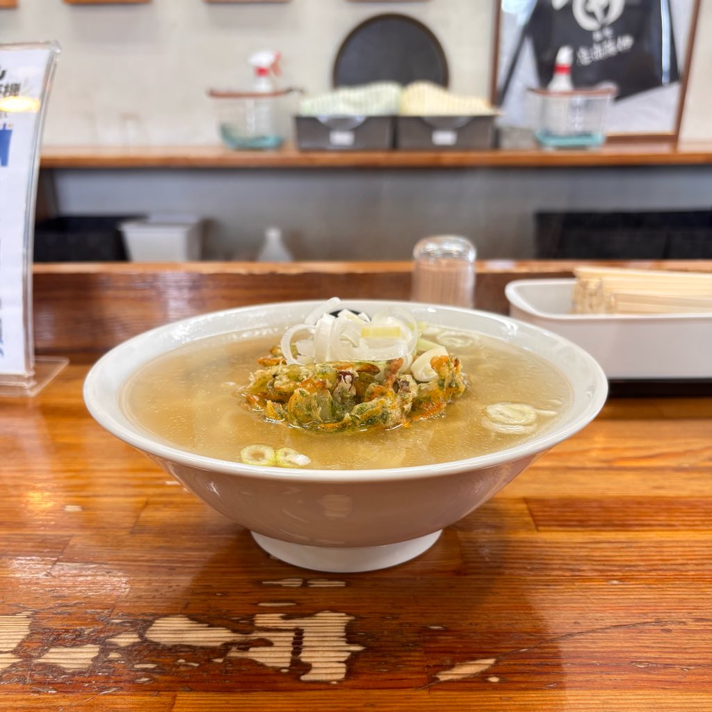 f_p_ramen's tweet photo. 伊藤商店 福島吉倉店@福島市
あおさ海苔香るかき揚げ中華

#ラーメン #つけ麺 #二郎系 https://t.co/ElrIpIzXuQ