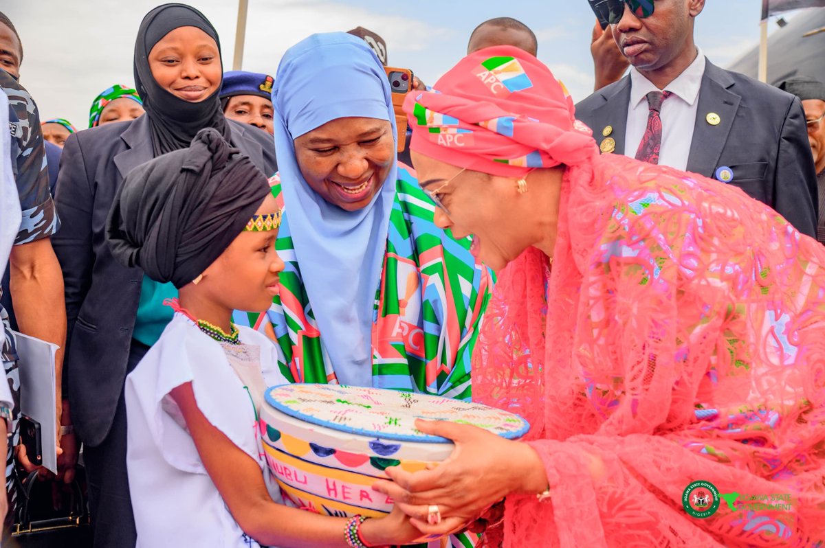 uanamadi's tweet photo. Today in Hadejia, I had the honour of receiving Her Excellency, Senator Oluremi Tinubu, CON, First Lady of the Federal Republic of Nigeria, for the North-West launch of the National Community Food Bank Programme. I was delighted that Jigawa State was chosen to host this important initiative, which will help improve access to nutritious food for vulnerable children, pregnant women and nursing mothers.

Behind every policy are real people, real families and real challenges. Food security is not only about producing enough food; it is also about making sure those who need it most are not left behind. That is why this programme fits naturally with the work we have already begun in Jigawa through our Food and Nutrition Policy, our Social Protection Policy and the MASAKI Nutrition Programme.

I was pleased to share some of the progress we have made over the last few years. Through the MASAKI programme alone, we screened about 245,000 children in 2024 and over 382,000 in 2025, while the number of children recovering from moderate acute malnutrition increased from about 19,000 to more than 43,000. We also trained 600 women to produce nutritious complementary food using locally available ingredients, helping to improve child nutrition while supporting household livelihoods.

I also assured the First Lady that, as Governors of the North-West, we will give this programme the support it deserves. We understand the responsibility that comes with it. By providing storage and distribution facilities, supporting food bank centres and working closely with communities and our partners, we can ensure that assistance reaches the families it is intended for.

I was equally delighted that Her Excellency commissioned the Bola Ahmed Tinubu Academy and the Oluremi Tinubu Clinic, two important public facilities built by the National Information Technology Development Agency (NITDA). These projects will expand access to quality education and healthcare for our people while complementing our administration's efforts in human capital development. I sincerely appreciate NITDA, under the leadership of its Director General, Malam Kashifu Inuwa Abdullahi, for this thoughtful investment in Jigawa State and for the positive impact it will have on our communities.

I thank Her Excellency, Senator Oluremi Tinubu, for choosing Jigawa State to host the North-West launch, and I appreciate President Bola Ahmed Tinubu, GCFR, for the continued attention being given to food security, healthcare and social welfare. My gratitude also goes to my colleague Governors, our traditional rulers, development partners and everyone who contributed to the success of today's event. May Allah bless our efforts, strengthen our communities and continue to bless Jigawa State and the Federal Republic of Nigeria.