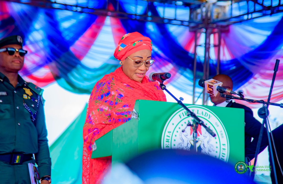 uanamadi's tweet photo. Today in Hadejia, I had the honour of receiving Her Excellency, Senator Oluremi Tinubu, CON, First Lady of the Federal Republic of Nigeria, for the North-West launch of the National Community Food Bank Programme. I was delighted that Jigawa State was chosen to host this important initiative, which will help improve access to nutritious food for vulnerable children, pregnant women and nursing mothers.

Behind every policy are real people, real families and real challenges. Food security is not only about producing enough food; it is also about making sure those who need it most are not left behind. That is why this programme fits naturally with the work we have already begun in Jigawa through our Food and Nutrition Policy, our Social Protection Policy and the MASAKI Nutrition Programme.

I was pleased to share some of the progress we have made over the last few years. Through the MASAKI programme alone, we screened about 245,000 children in 2024 and over 382,000 in 2025, while the number of children recovering from moderate acute malnutrition increased from about 19,000 to more than 43,000. We also trained 600 women to produce nutritious complementary food using locally available ingredients, helping to improve child nutrition while supporting household livelihoods.

I also assured the First Lady that, as Governors of the North-West, we will give this programme the support it deserves. We understand the responsibility that comes with it. By providing storage and distribution facilities, supporting food bank centres and working closely with communities and our partners, we can ensure that assistance reaches the families it is intended for.

I was equally delighted that Her Excellency commissioned the Bola Ahmed Tinubu Academy and the Oluremi Tinubu Clinic, two important public facilities built by the National Information Technology Development Agency (NITDA). These projects will expand access to quality education and healthcare for our people while complementing our administration's efforts in human capital development. I sincerely appreciate NITDA, under the leadership of its Director General, Malam Kashifu Inuwa Abdullahi, for this thoughtful investment in Jigawa State and for the positive impact it will have on our communities.

I thank Her Excellency, Senator Oluremi Tinubu, for choosing Jigawa State to host the North-West launch, and I appreciate President Bola Ahmed Tinubu, GCFR, for the continued attention being given to food security, healthcare and social welfare. My gratitude also goes to my colleague Governors, our traditional rulers, development partners and everyone who contributed to the success of today's event. May Allah bless our efforts, strengthen our communities and continue to bless Jigawa State and the Federal Republic of Nigeria.